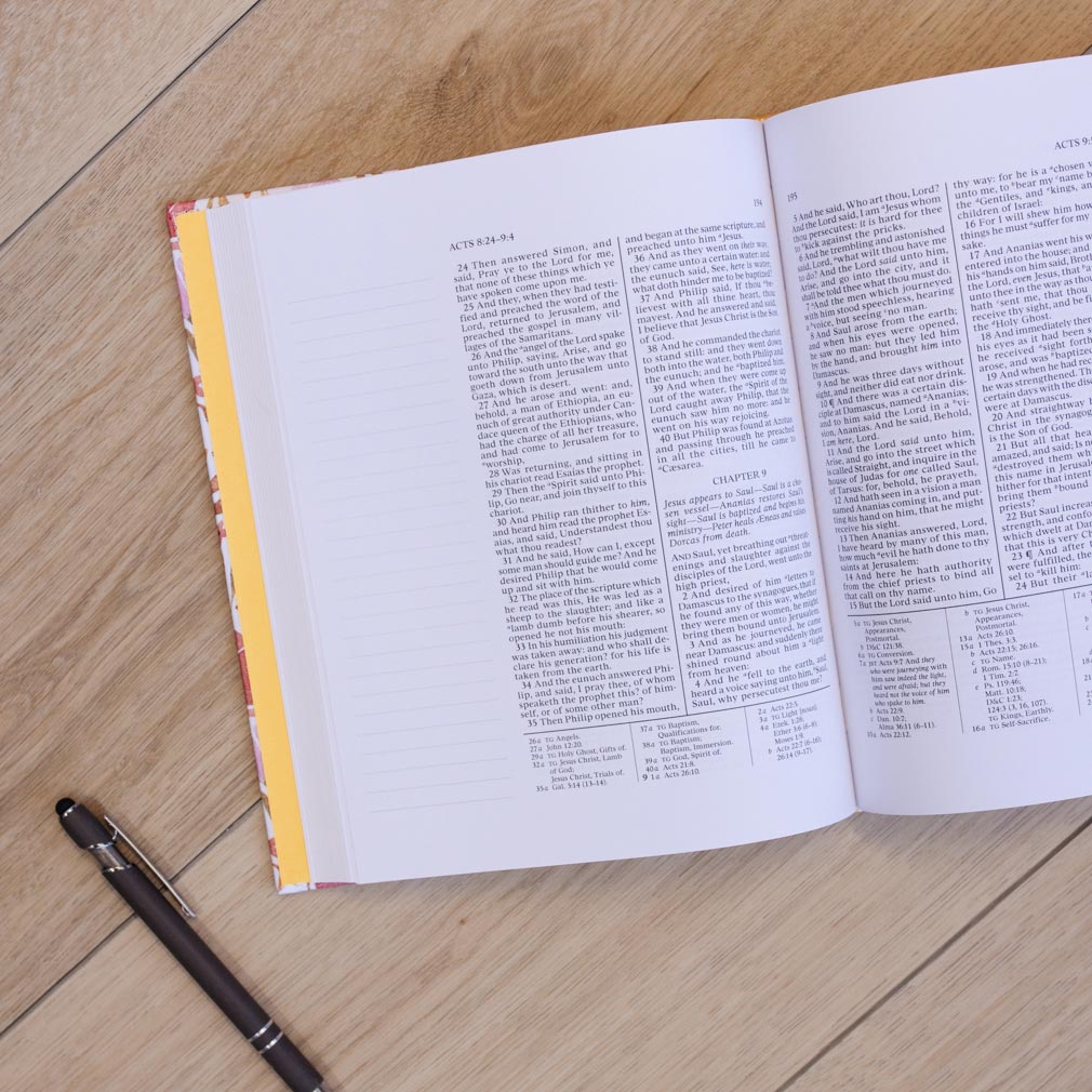 The New Testament Journal Edition - Red Floral - DBD-6001807