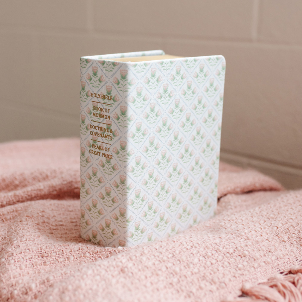 Hand-Bound Genuine Leather Quad - Heirloom Floral - LDP-HB-RQ-HF