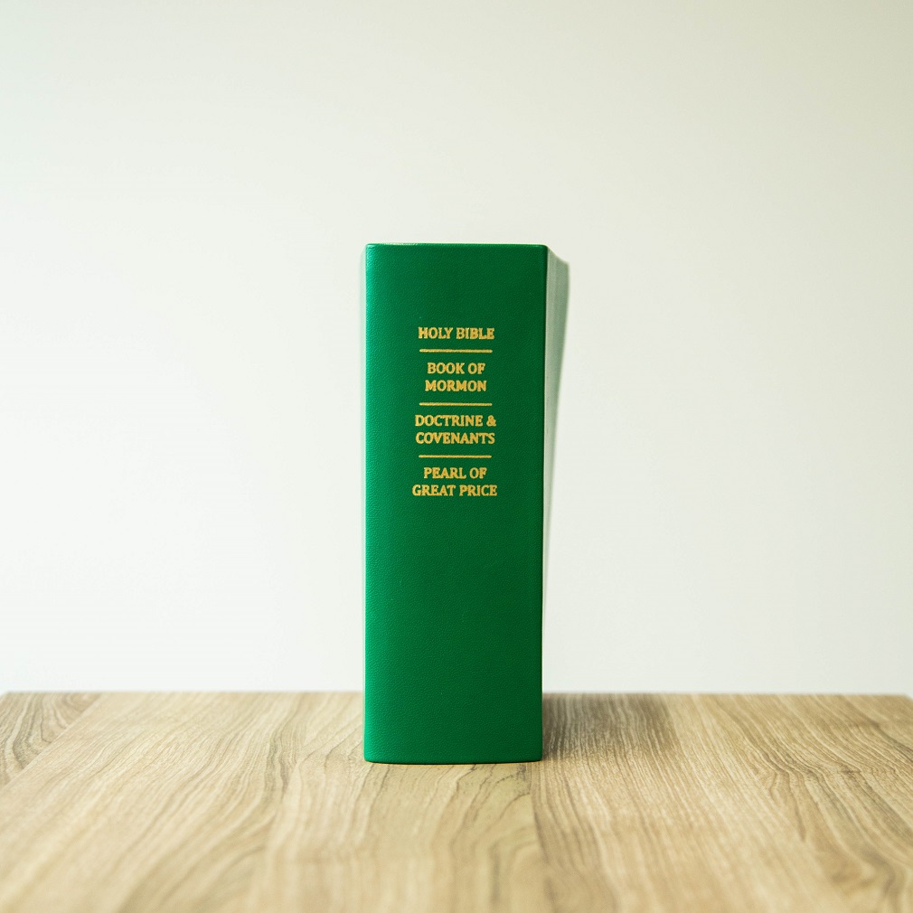 Pre-Made Hand-Bound Genuine Leather Quad - Kelly Green - LDP-HB-RQ-KGN-PM